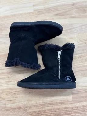 Airwalk Size 9 Boots - Prim Cozy Boot