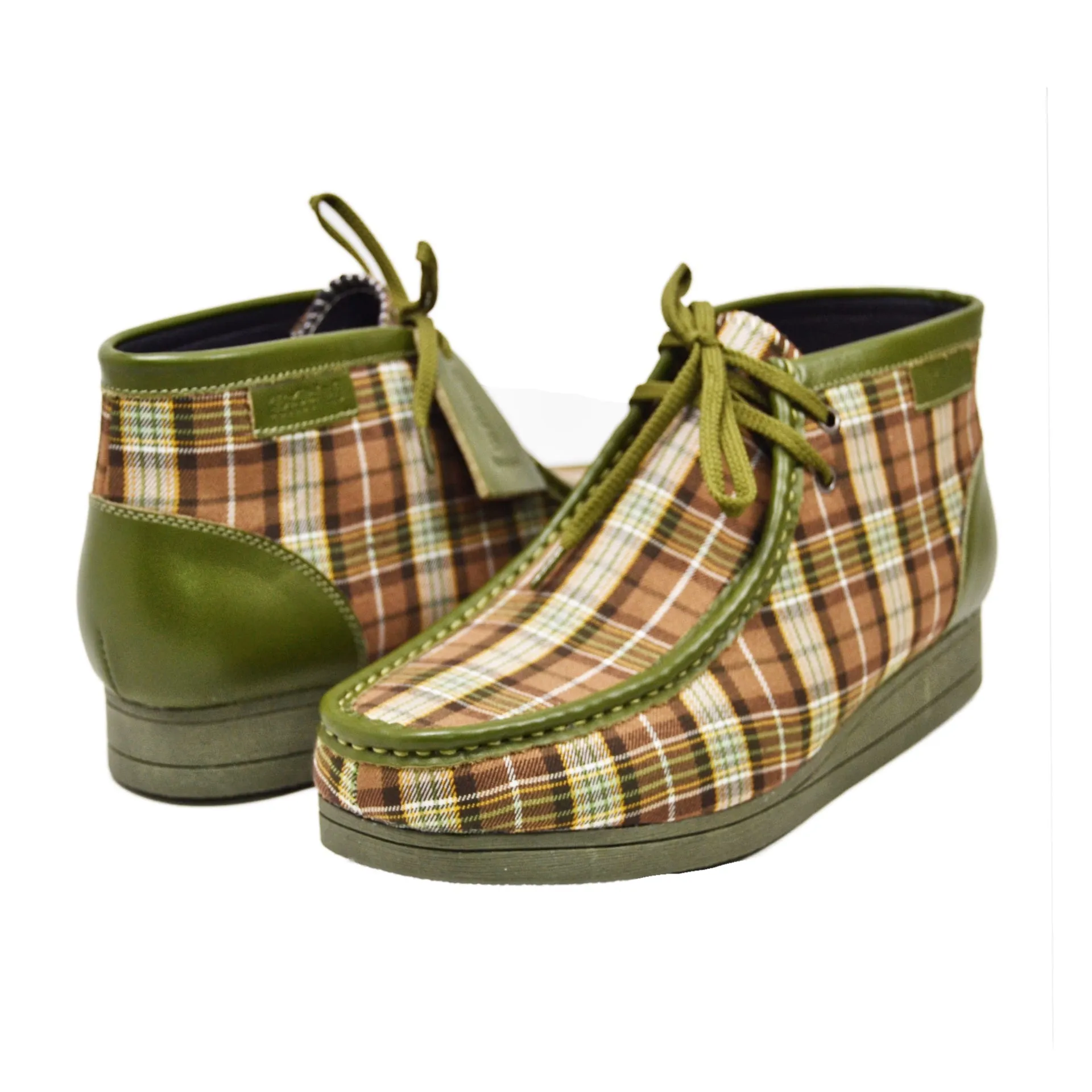 British Walkers New Castle 2 Wallabee Boots Men's Plaid Suede and Leather