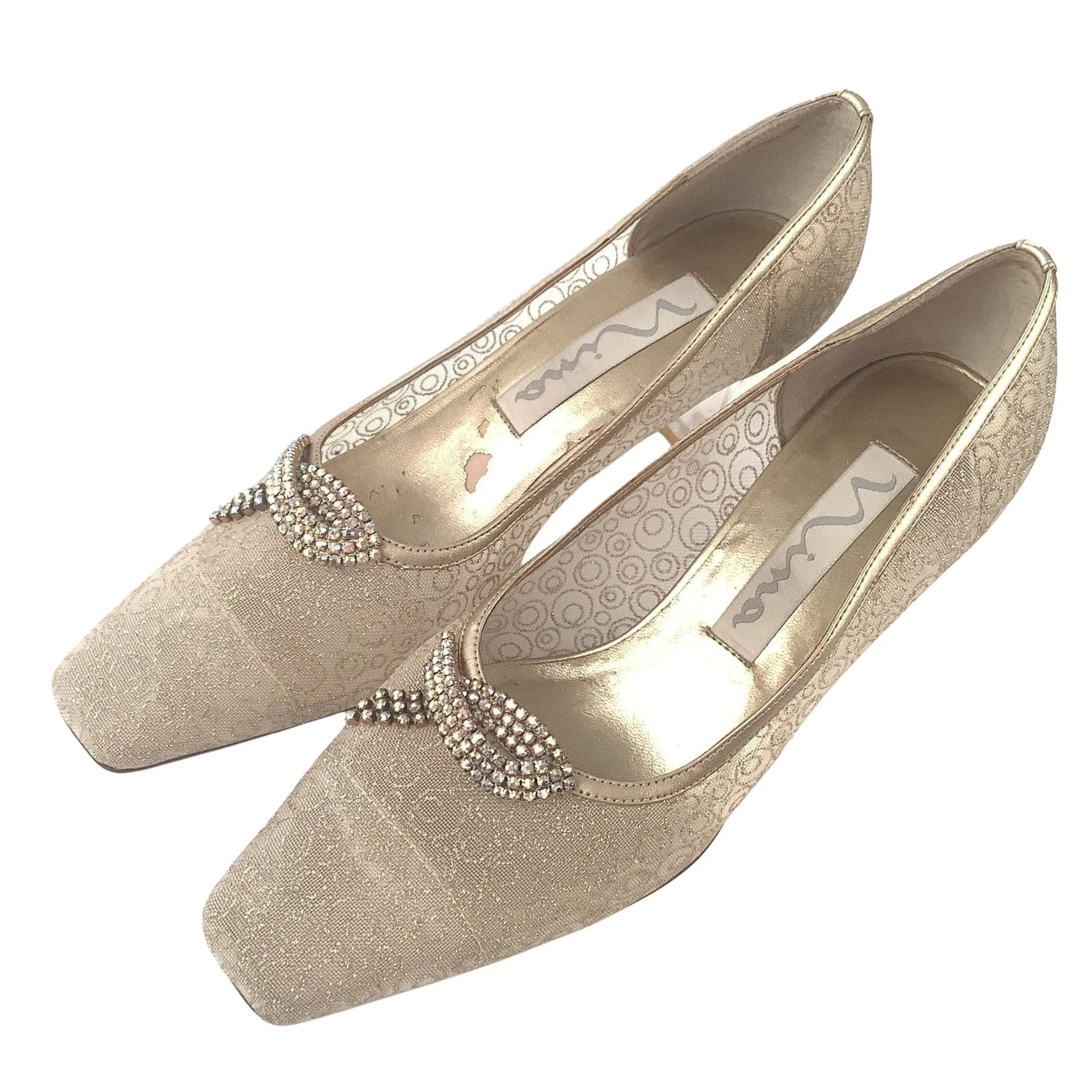Elegant Pump Shoes