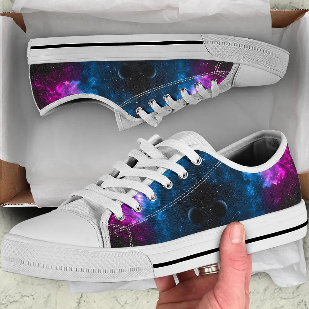 Galaxy Stars Women's Low Top Sneakers