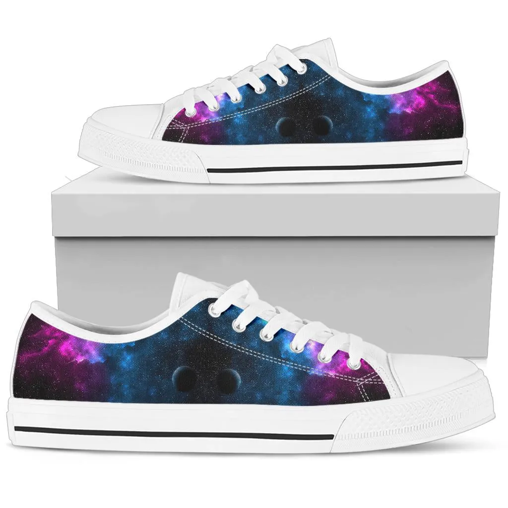 Galaxy Stars Women's Low Top Sneakers