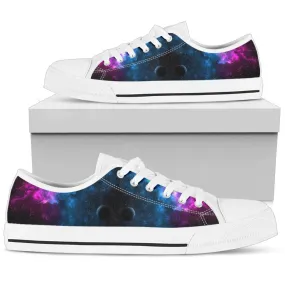 Galaxy Stars Women's Low Top Sneakers