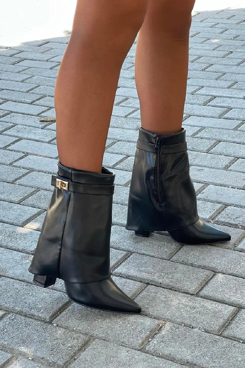 WOMENS FOLD OVER BLOCK HEEL ANKLE LENGTH SHARK BOOTS