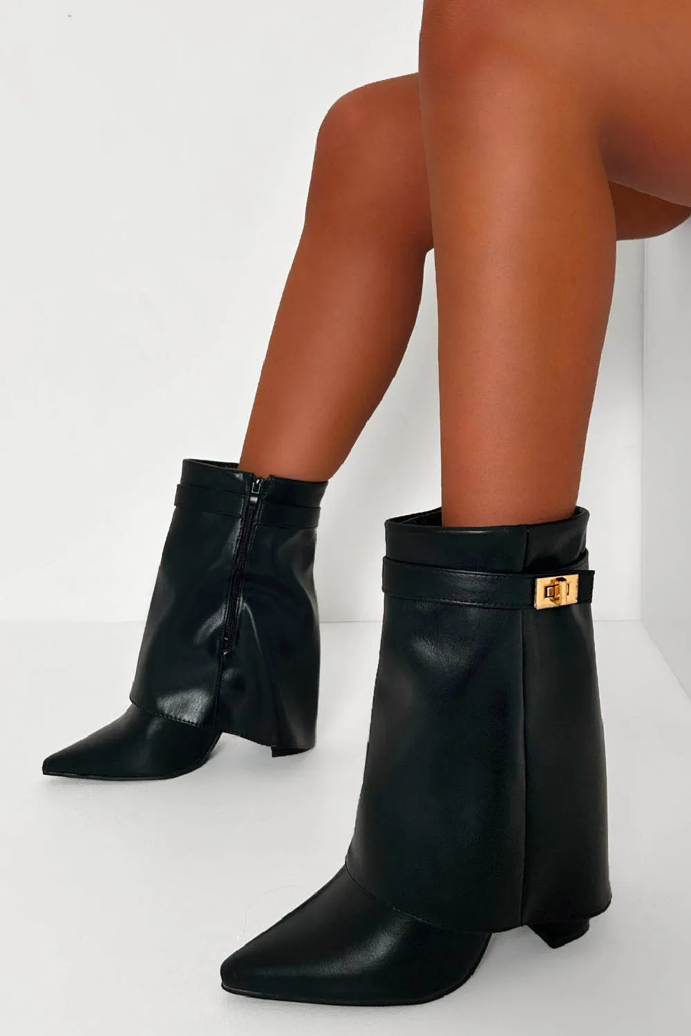 WOMENS FOLD OVER BLOCK HEEL ANKLE LENGTH SHARK BOOTS